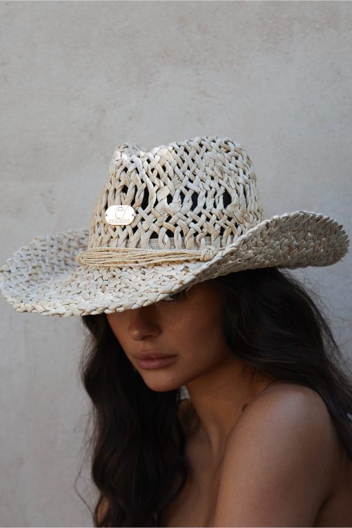 Light malibu hat